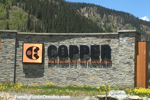 A sign announcing Copper Mountain.