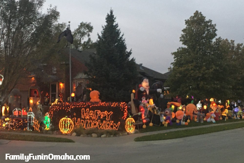 halloween decoration street near me